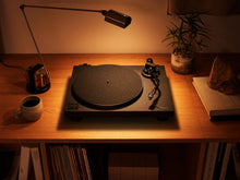 Load image into Gallery viewer, Technics SL-40CBT Direct Drive Turntable