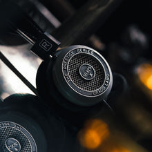 Load image into Gallery viewer, Grado SR325x Prestige Series Wired Open-Back Dynamic Stereo Headphones
