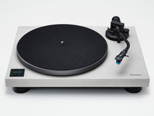 Load image into Gallery viewer, Technics SL-40CBT Direct Drive Turntable
